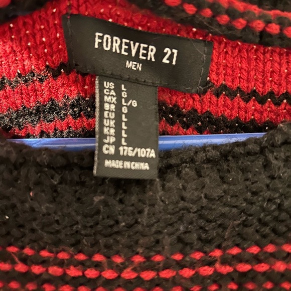 Forever 21 Men Red & Black Crewneck Sweater - Picture 3 of 5